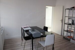 2022 05 bureau rdc 1